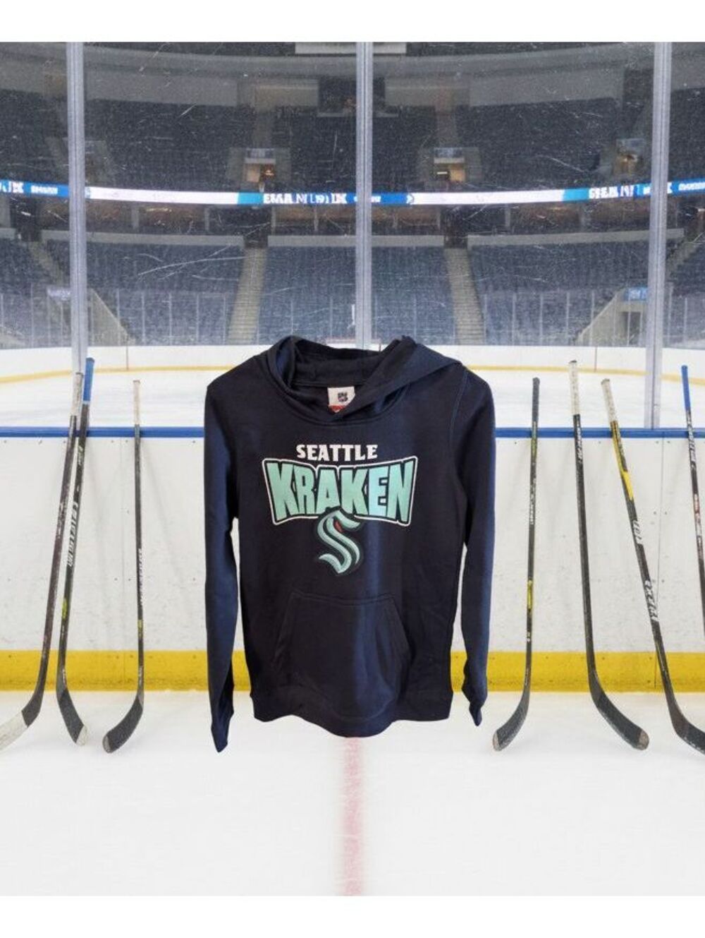 Seattle Kraken NHL Hockey Navy Hoodie Youth Size M (10-12) PRICE DROP!